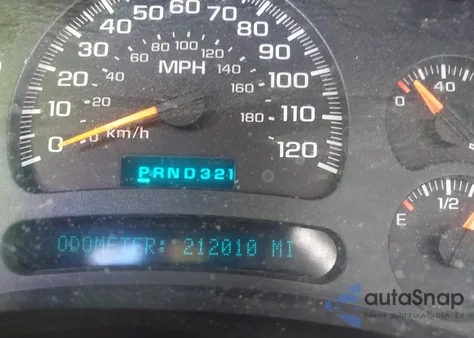 2003 Chevrolet Tahoe Ls z USA, uszkodzony, nr VIN 1GNEC13V33R261818